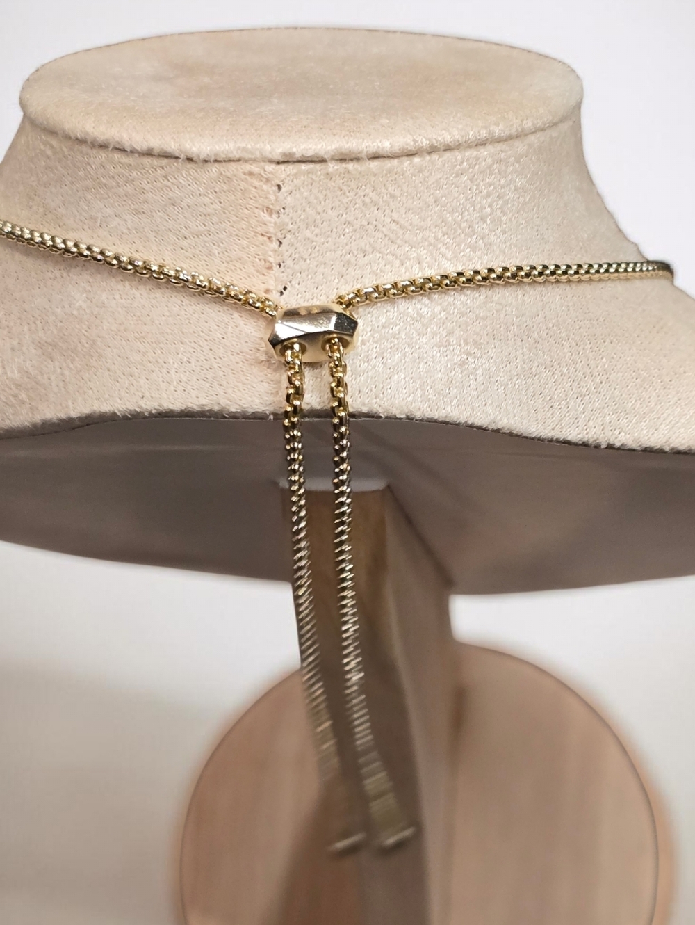 Kendra Scott Harper Statement Necklace - Picture 3 of 4
